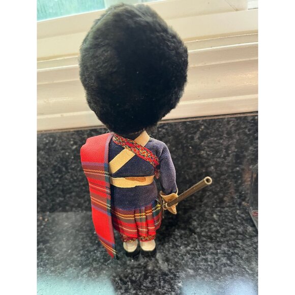 Vintage 1950's Scottish Drum Major Doll Carrying Ceremonial Mace 7" Full Costume - Picture 8 of 10